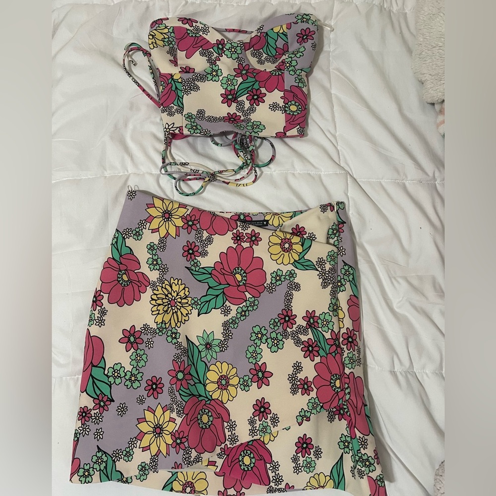 ZARA FLORAL TWO PIECE SET